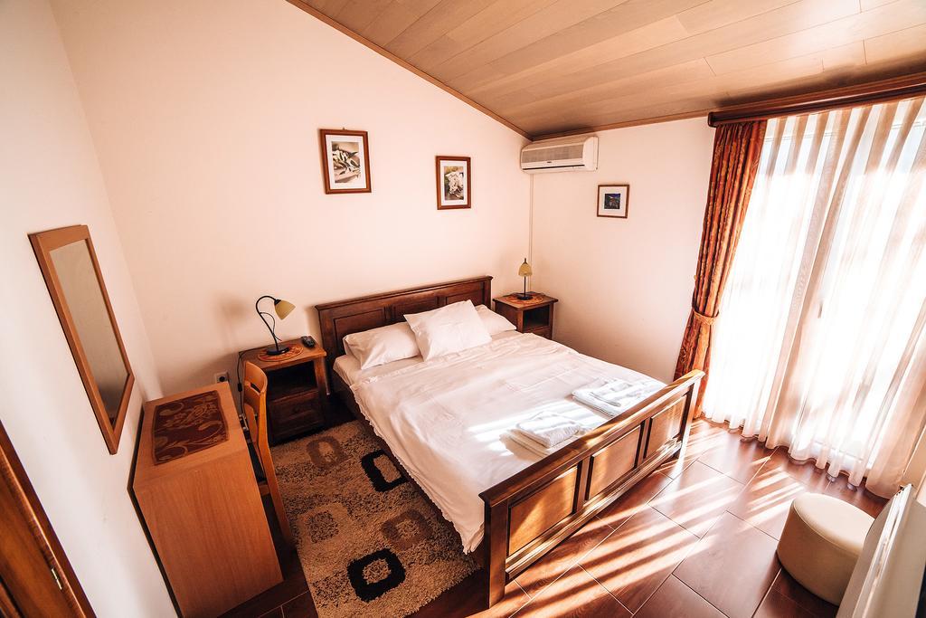 Guest House Sebelj Budva Rum bild